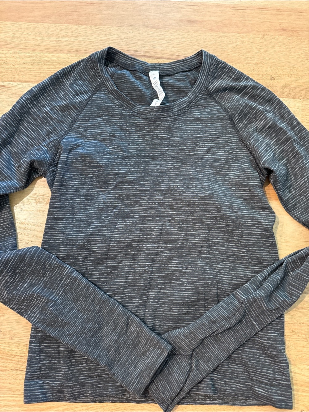 Lululemon Swiftly Tech Long Sleeve